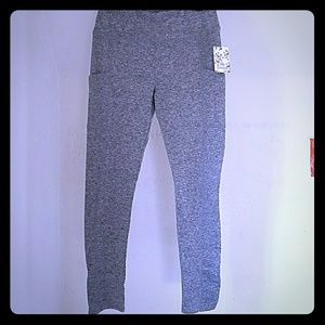 Comfy Athletic Leggings WITH FUNCTIONAL POCKETS